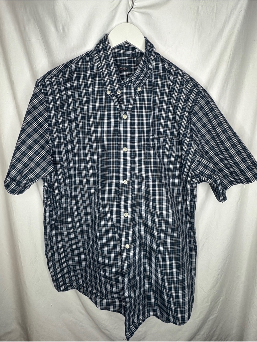 Arrow Blue White Plaid Button Down Shirt Men’s Large Short Sleeve Chest Pocket